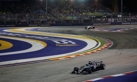 Lewis Hamilton's F1 title chase hits buffers at Singapore Grand