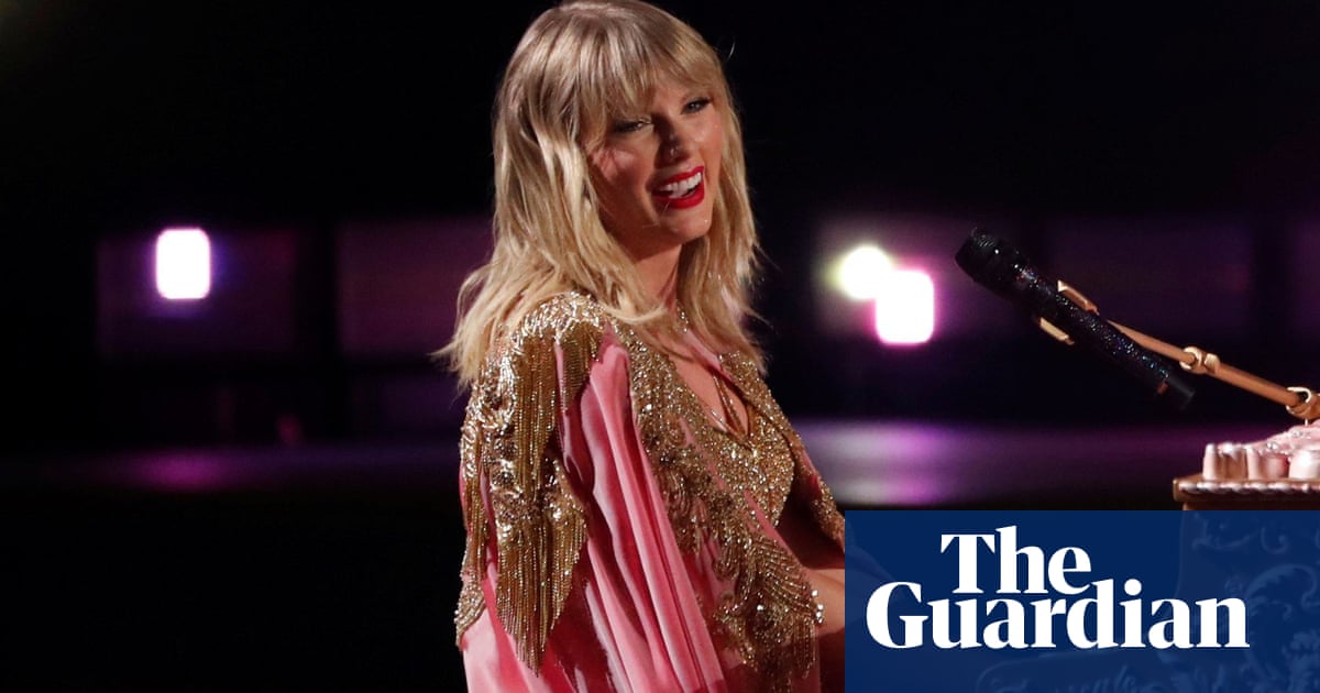 Taylor Swift donates to Nashville record store hit by coronavirus
