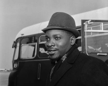 Mighty Sparrow arriving at London airport in 1962.