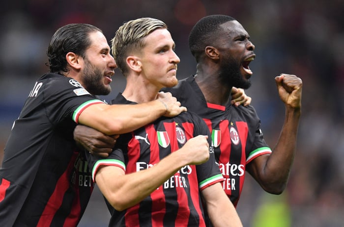Manchester City v Dortmund, Rangers v Napoli: Champions League – live | Champions League 10 AC Milan celebrate