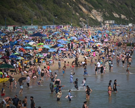 Water safety experts warn of dangers of outdoor swimming as heatwave grips UK