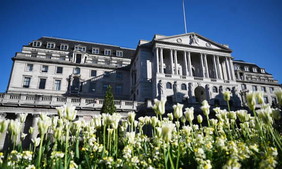 Flowers outside the Bank of England