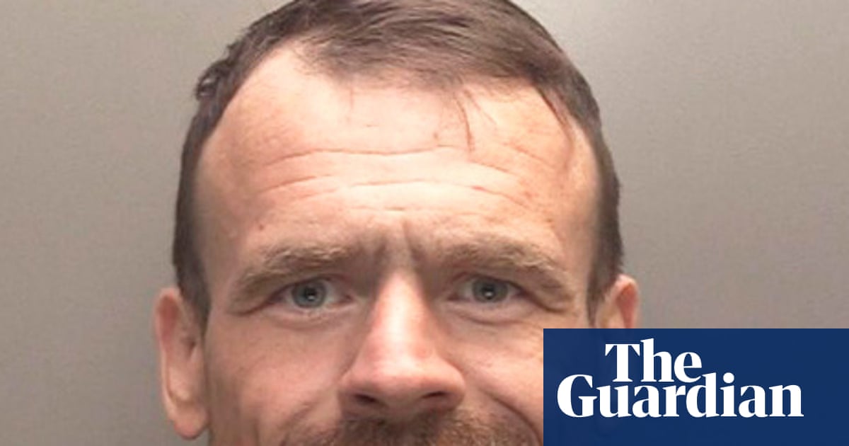 Manhunt under way to find prisoner who absconded from medical facility