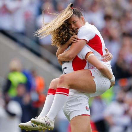 Ellie Kildunne (left) embraces Jess Breach after England’s first try.