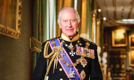 Hơn 46.000 cơ quan công quyền từ chối nhận chân dung Vua Charles miễn phí | Vua Charles III | The Guardian