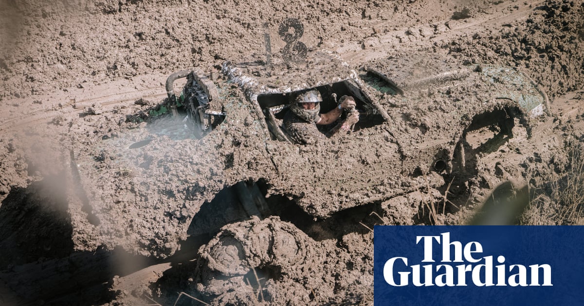 The wild world of mud bombing captured through photography: Mud running in their veins The wild world of mud bombing captured through photography: Mud running in their veins