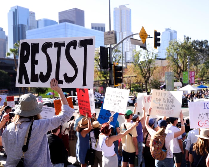 Image accompanying the story: ICE agents broke US citizen’s arm as they detained him in California, officials say