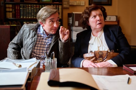 Alan (Steve Coogan) and Lynn (Felicity Montagu)