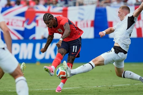 Marcus Rashford shoots against New Zealand
