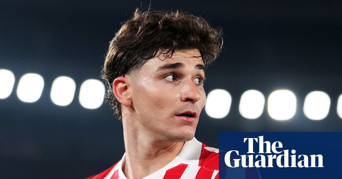 Atlético Madrid reject £129m bid from Real Madrid for Julián Alvarez