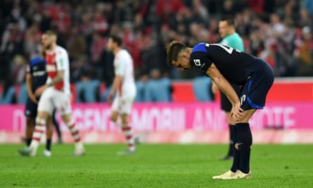 Hertha berada dalam kondisi buruk di dalam dan di luar lapangan