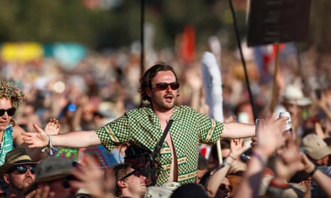 A Foo Fighters fan.