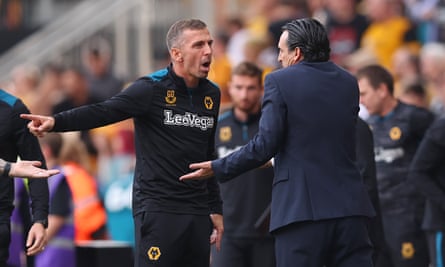 Unai Emery argues with Gary O’Neil, the Wolves manager