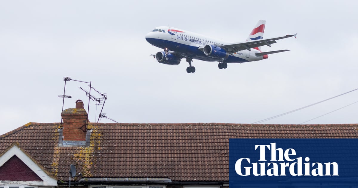 Heathrow Chairman Seeks Consensus on £49 Billion Third Runway as Government Backs Pre‑Election Start