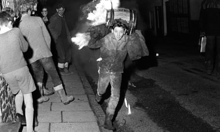 Unleash the Burryman! Britain's weirdest folk rituals | Folk dancing ...