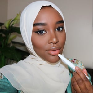 First, prime your lips.