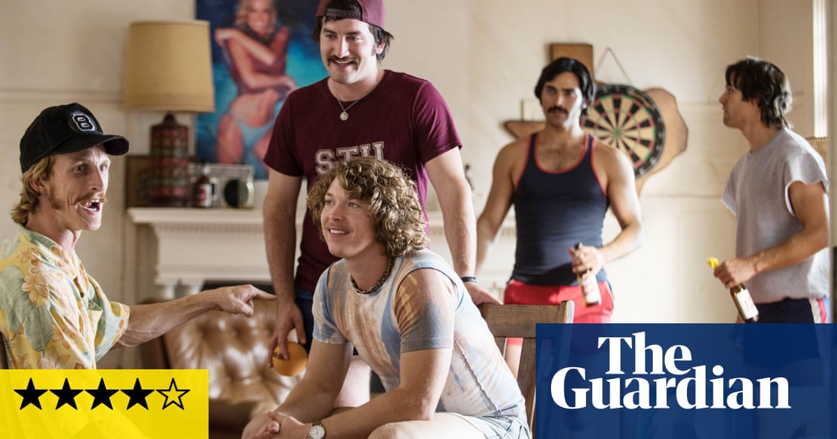Everybody Wants Some Review Richard Linklater S Sports Jock Comedy Is A Winner Everybody Wants Some The Guardian