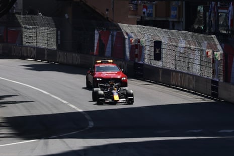 Max Verstappen stalls at the start line!