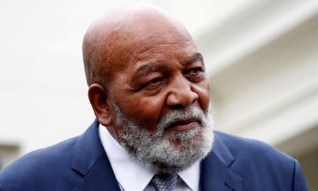 Former NFL football player Jim Brown speaks after a meeting with Donald Trump at the White House in 2018.