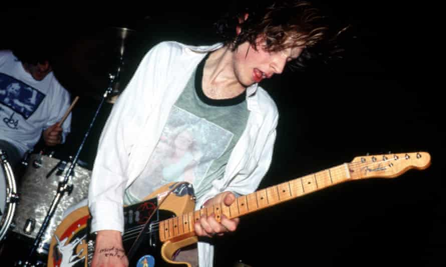 Beck performing in 1994
