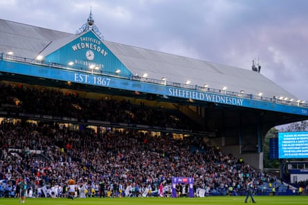 The players take to the pitch ahead of the Championship match between Sheffield Wednesday and Leeds United at Hillsborough in August 2024.