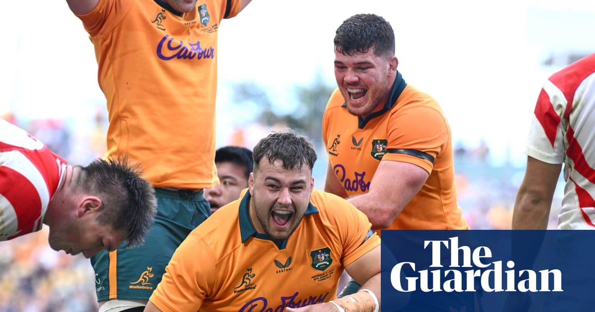 Les Kiss reaps rewards of derring-do approach to Australia’s team selection