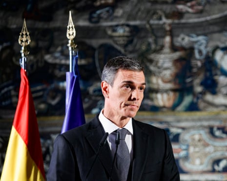 Spain’s prime minister, Pedro Sánchez, will see his brother, wife and predecessor face judges over the coming days and months.