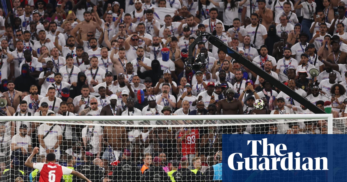 Paris Saint-Germain retain Champions League as Arsenal dream dashed in shootout