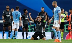 Lyon’s Houssem Aouar celebrates the victory over Manchester City.