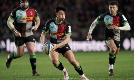 Marcus Smith in action for Harlequins against Toulouse in the Champions Cup