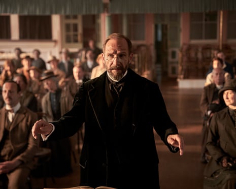 Ralph Fiennes in The Choral