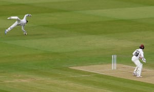 Essex wicketkeeper Adam Wheater takes the catch to dismiss Tom Abell of Somerset.