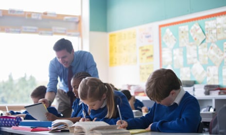Trainee teachers ‘are being told to lose their regional accents in order to be better “role models” for schoolchildren’.
