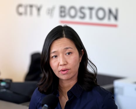 Prefeita de Boston, Michelle Wu, durante evento.
