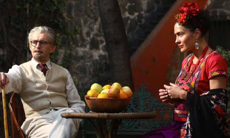 Trotsky’s life in Mexico with Frida Kahlo is portrayed in the drama.