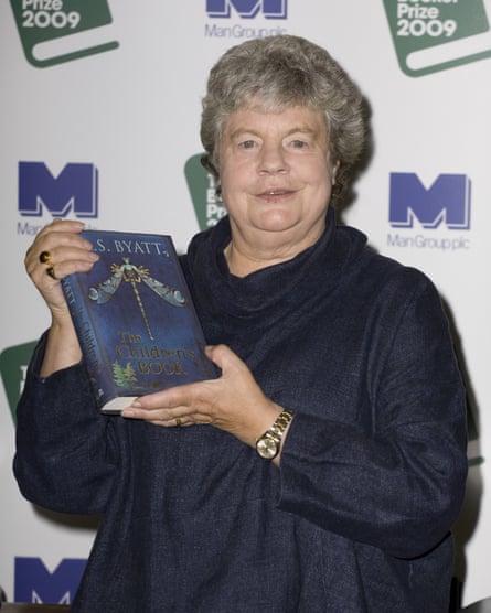 AS Byatt at the 2009 Man Booker prize with her shortlisted novel The Children’s Book.
