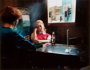Untitled, October 1998, by Hannah Starkey1998 framed c-type print 122 x 152 cm © Hannah Starkey, courtesy Maureen Paley, London