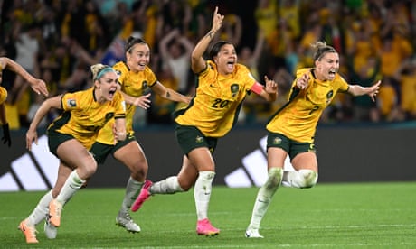 A kick, a catch, courage, bliss – what makes a great Australian sporting moment? | Caitlin Cassidy