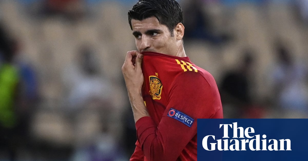 Misfiring Álvaro Morata struggles to block out the sound of Spanish jeers | Sid Lowe