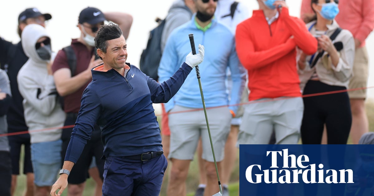 Rory McIlroy battles his game and the wind on brutal day in the desert