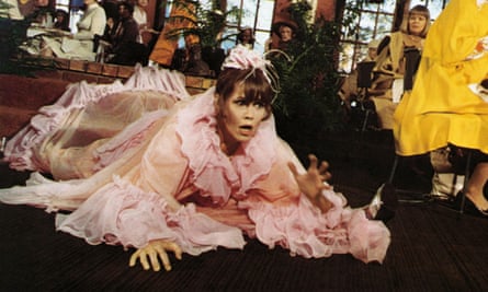 Jane Fonda in Fun with Dick and Jane.