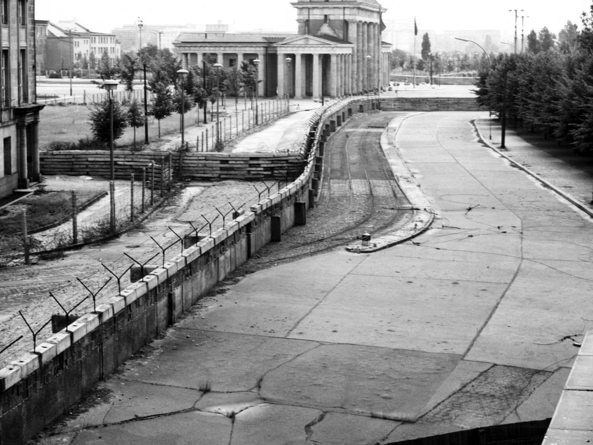 The Tunnels Jfk The Cold War And The Berlin Wall Books The Guardian