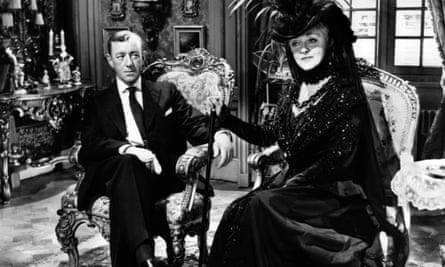 Davis as the cantankerous countess in The Scapegoat, with Alec Guinness.