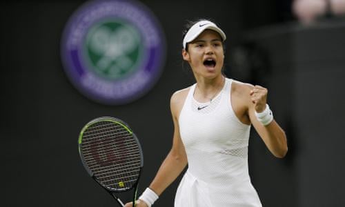 Emma Raducanu's Quest for Wimbledon Glory: A Definitive Moment - Emma Raducanu's Junior Tennis Success