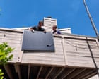 Retail giants join UK government drive to boost ‘plug-in’ balcony solar panels Retail giants join UK government drive to boost ‘plug-in’ balcony solar panels