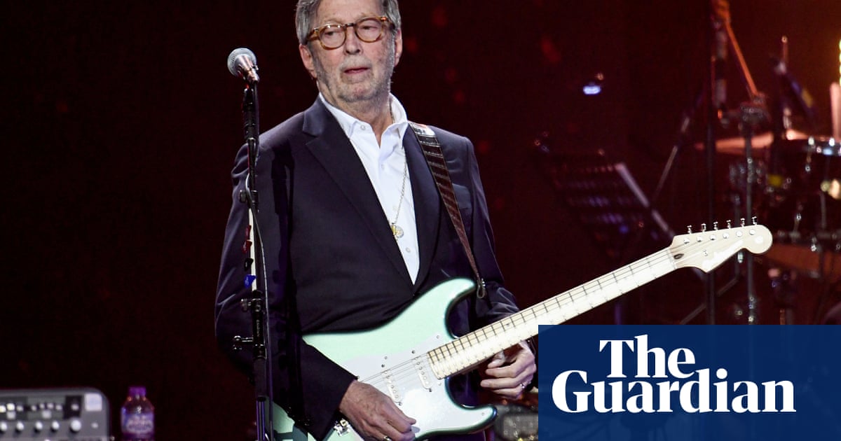 Eric Clapton refuses to play venues that require proof of vaccination