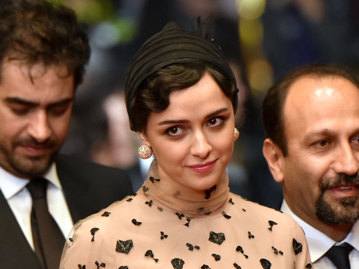 Iranian Oscar contender: I'll boycott awards over Trump's 'racist' visa ban | Oscars 2017 | The Guardian