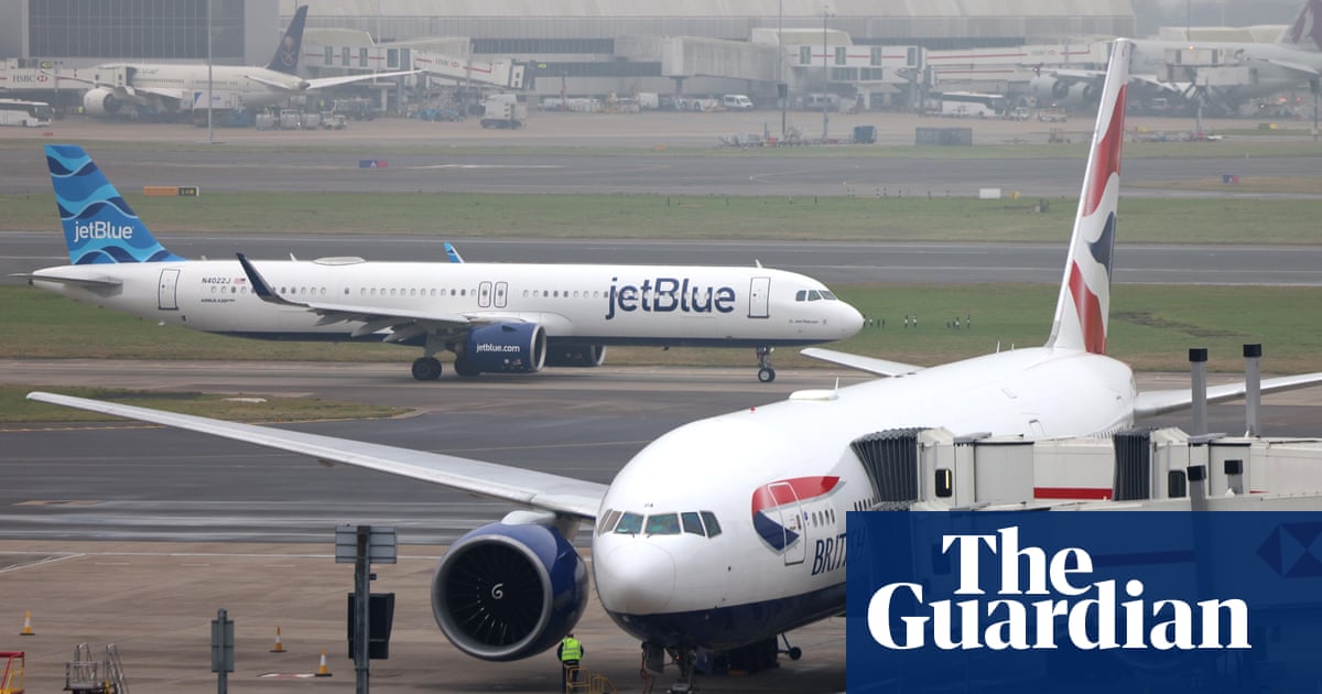 Investigation launched after deportee breaks free on Heathrow runway