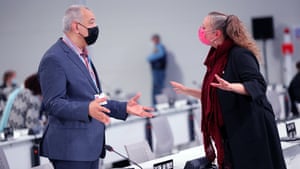 Saudi Arabia's lead climate negotiator, Ayman Shasly, with Luxembourg's environment minister, Carole Dieschbourg