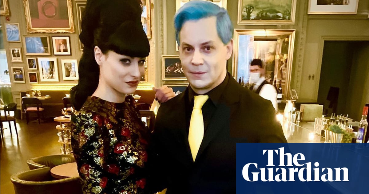 Jack White marries musician Olivia Jean in on-stage surprise